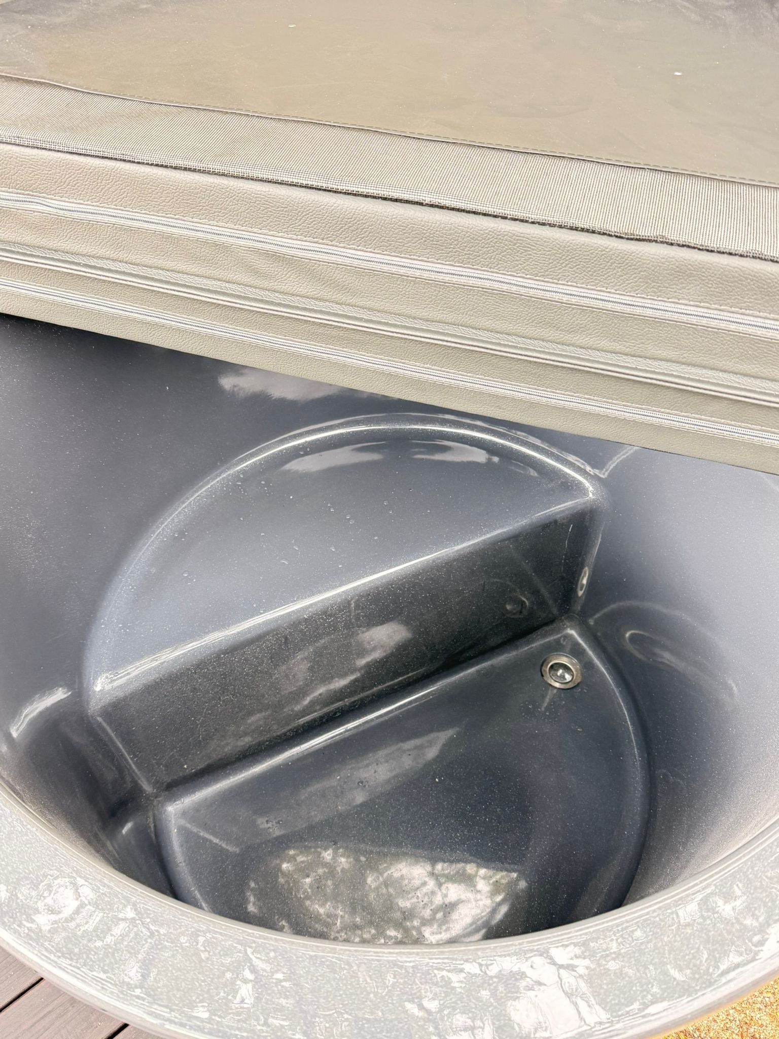 „WUNU“ Kompaktiškas šalto vandens kubilas