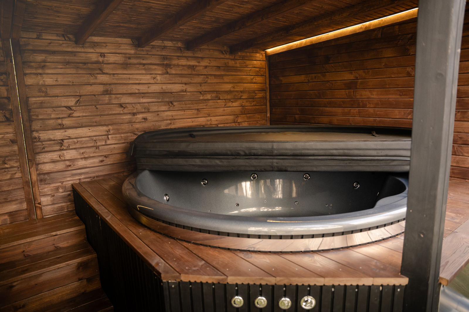 Modulinė lauko pirtis su kubilu „WUNU SPA Premium“